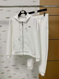 Picture of Dior Sweater Suits _SKUDiorM-3XLkdtr23338501